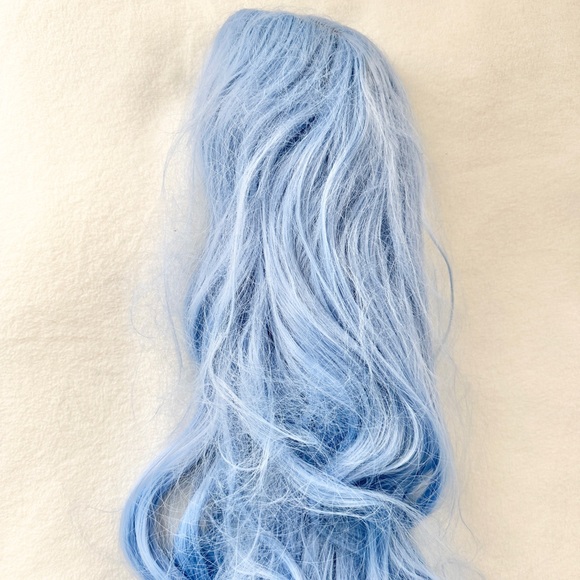 Blue Cosplay anime Lace Front Wig – Long Wavy/Curly hair - Picture 4 of 4